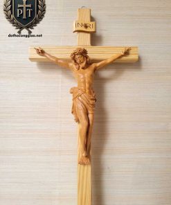 Tượng gỗ Pơmu Thánh giá Chúa Chịu Nạn (The Cross of Christ)